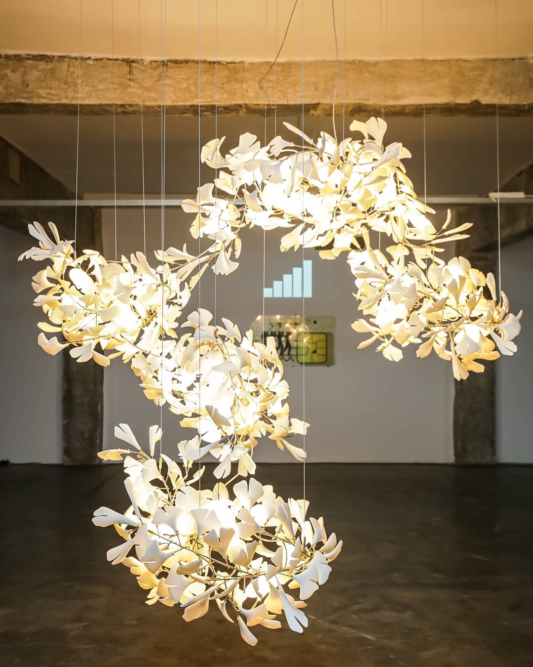 Gingko Leaves Chandelier with Adjustable Brightness