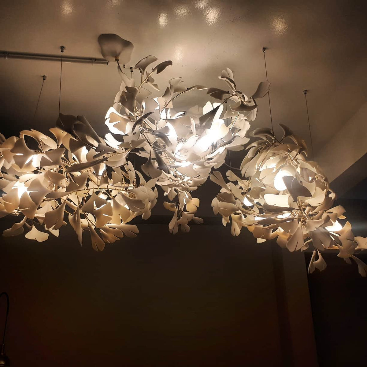 Gingko Leaves Chandelier with Adjustable Brightness
