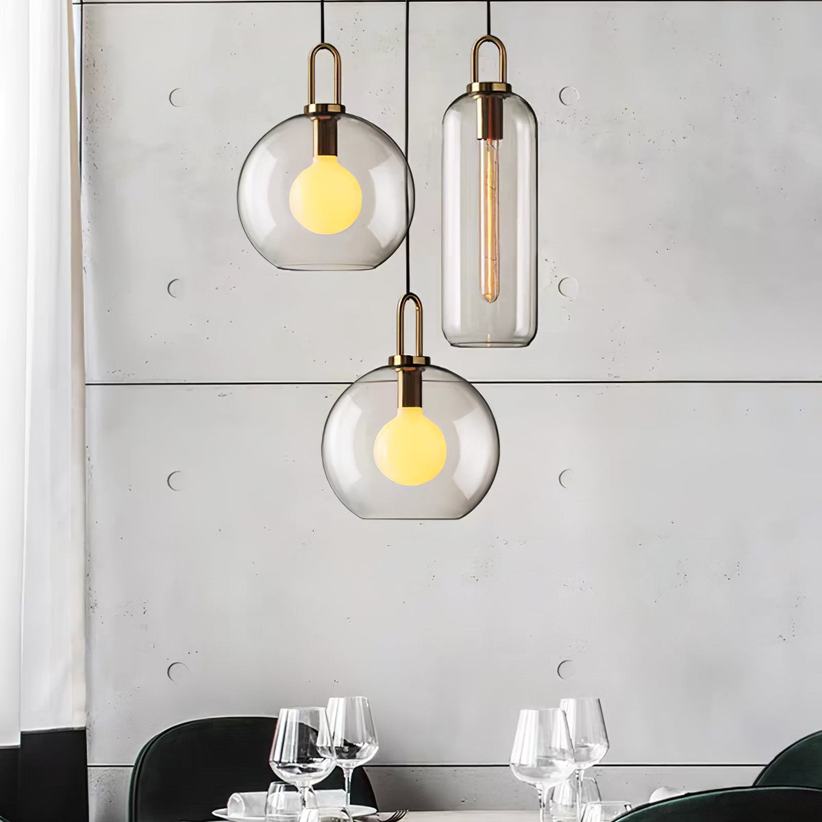 Pendulum Glass Pendant Lamp with Adjustable Height — side view