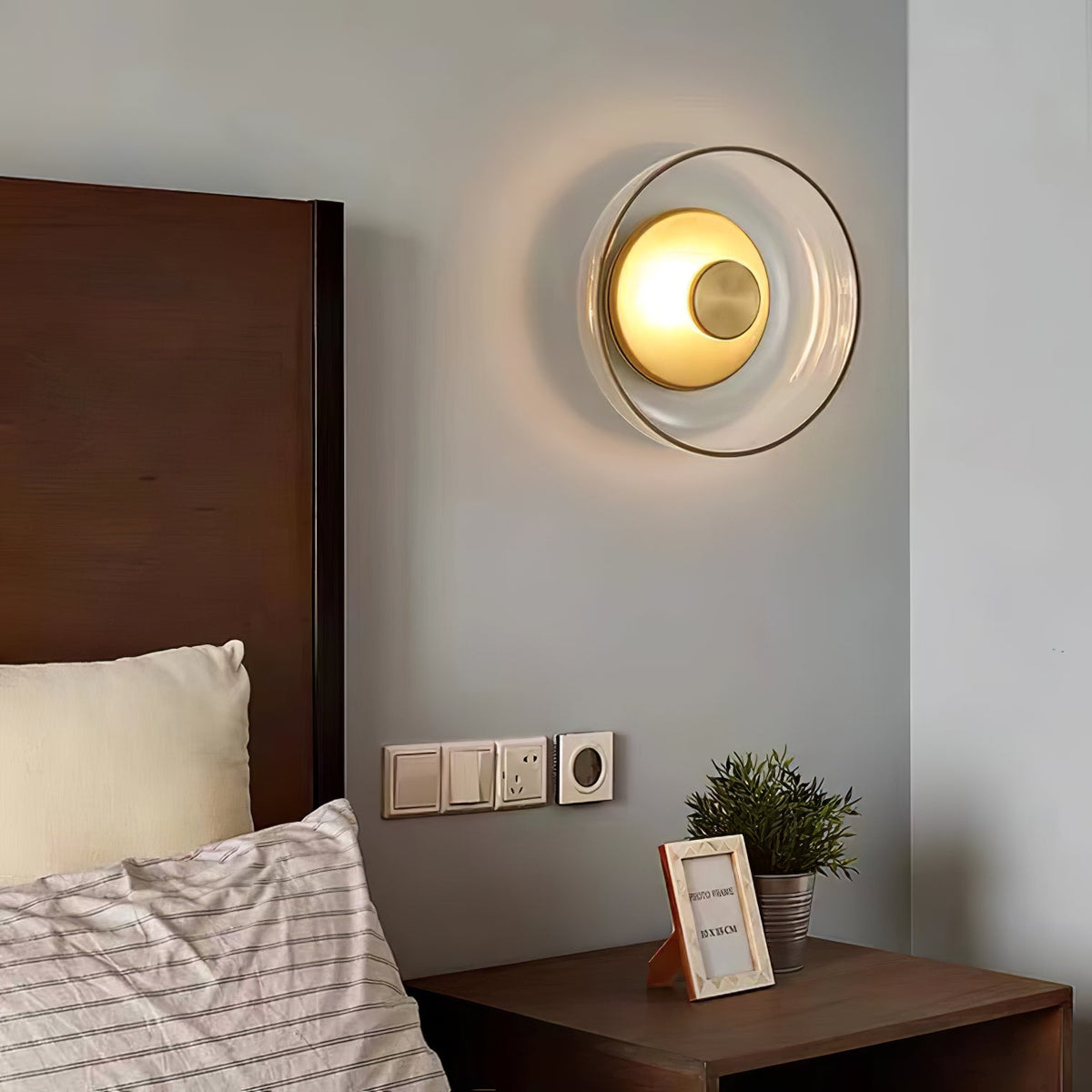 Glass Wall Light with Adjustable Brightness — front view