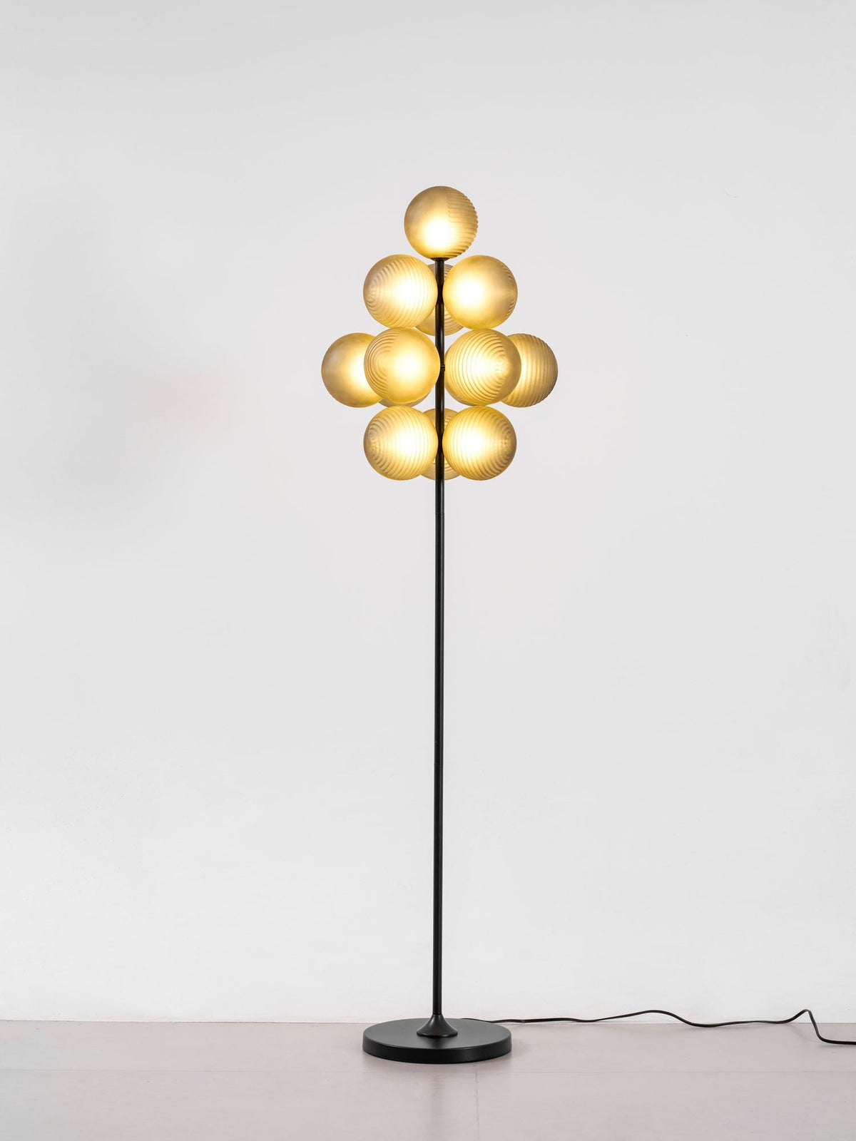 Grape Floor Lamp Position 50