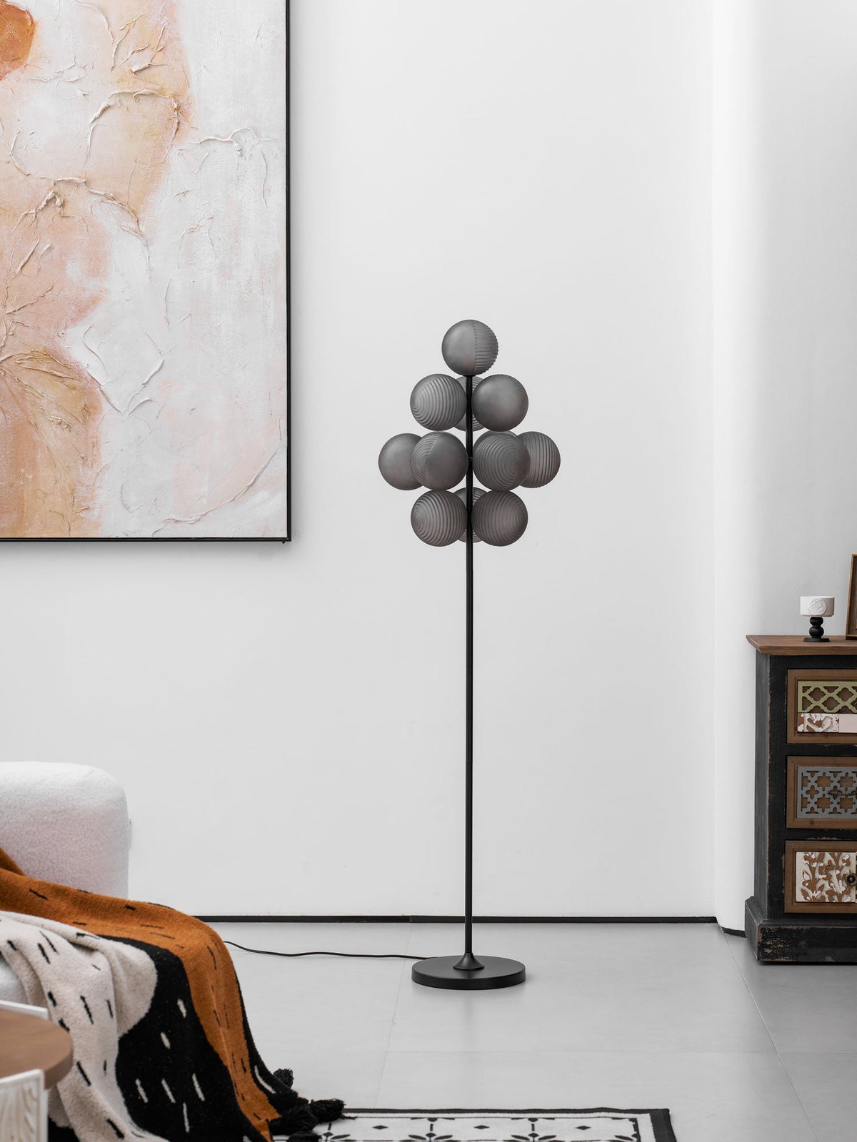 Grape Floor Lamp Position 58