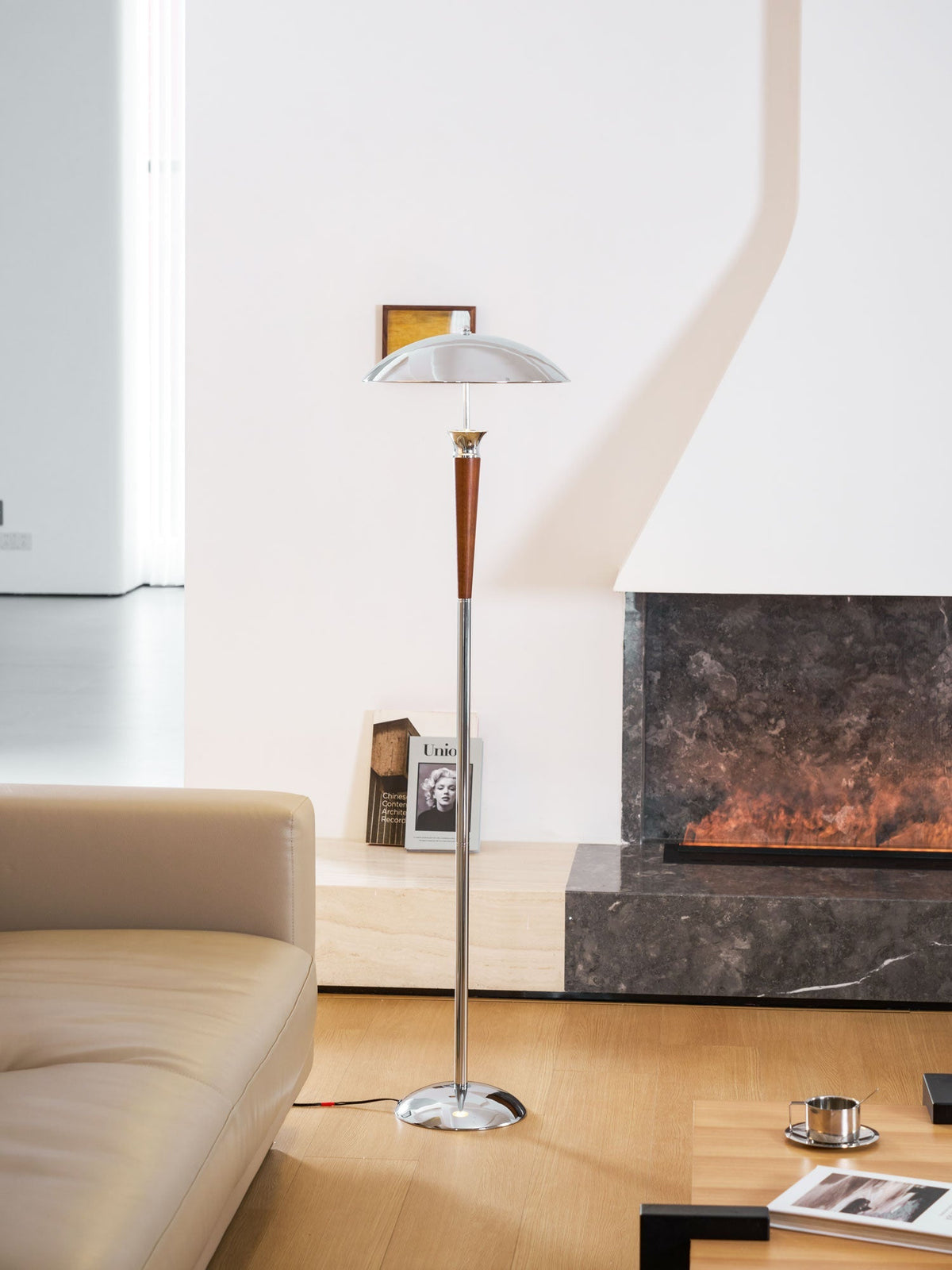 Helmet Floor Lamp Position 24