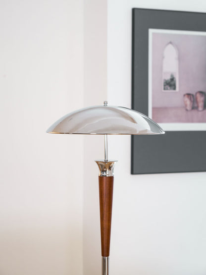 Helmet Floor Lamp Position 27