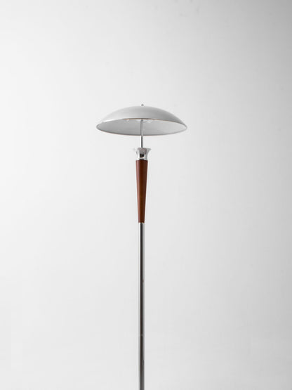 Helmet Floor Lamp Position 32