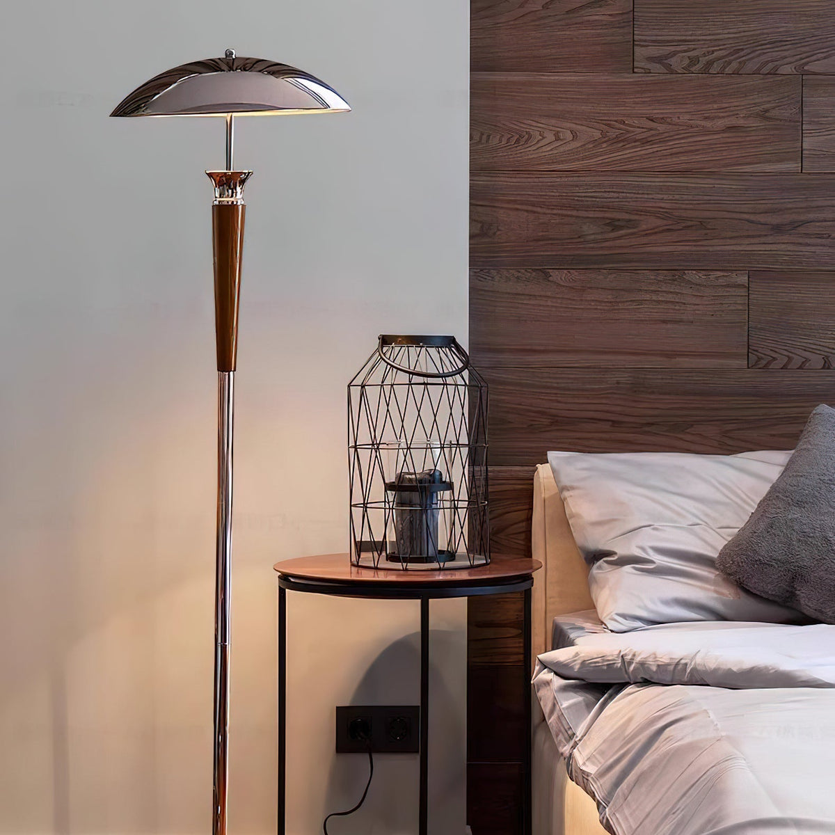 Helmet Floor Lamp Position 20