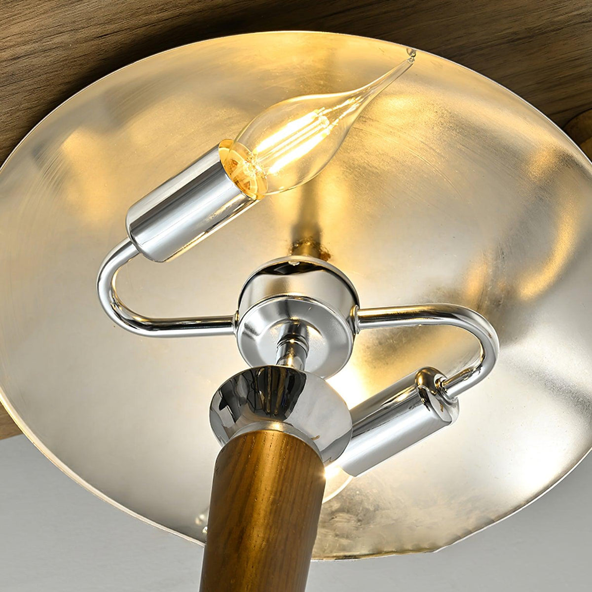 Helmet Floor Lamp Position 17