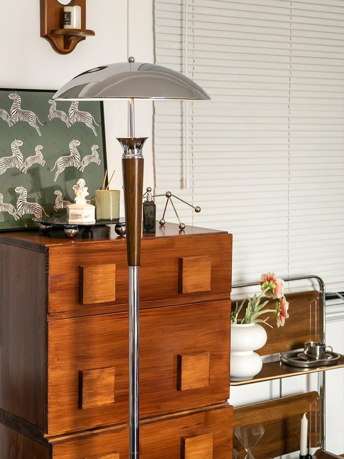 Helmet Floor Lamp Position 10