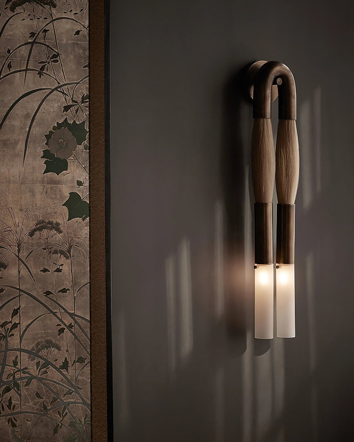 Horsehair Wall Lamp with Adjustable Light