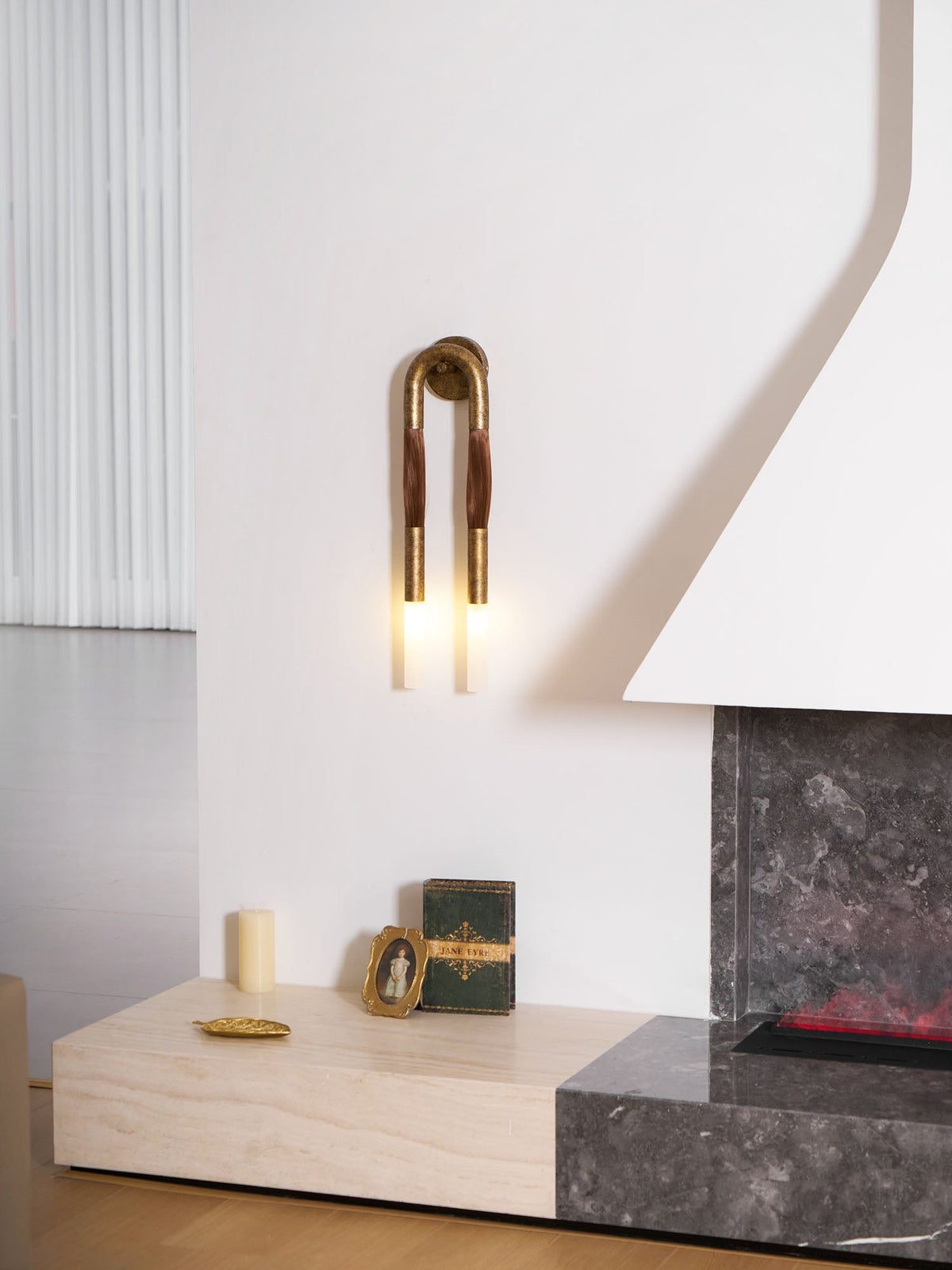 Horsehair Wall Lamp with Adjustable Light