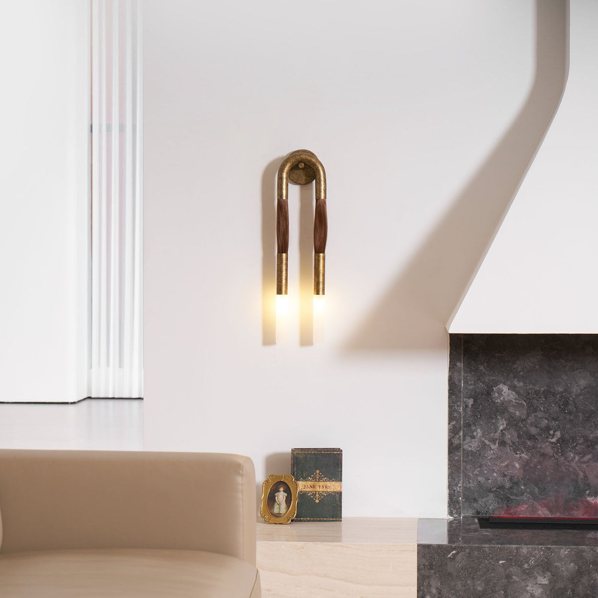 Horsehair Wall Lamp with Adjustable Light