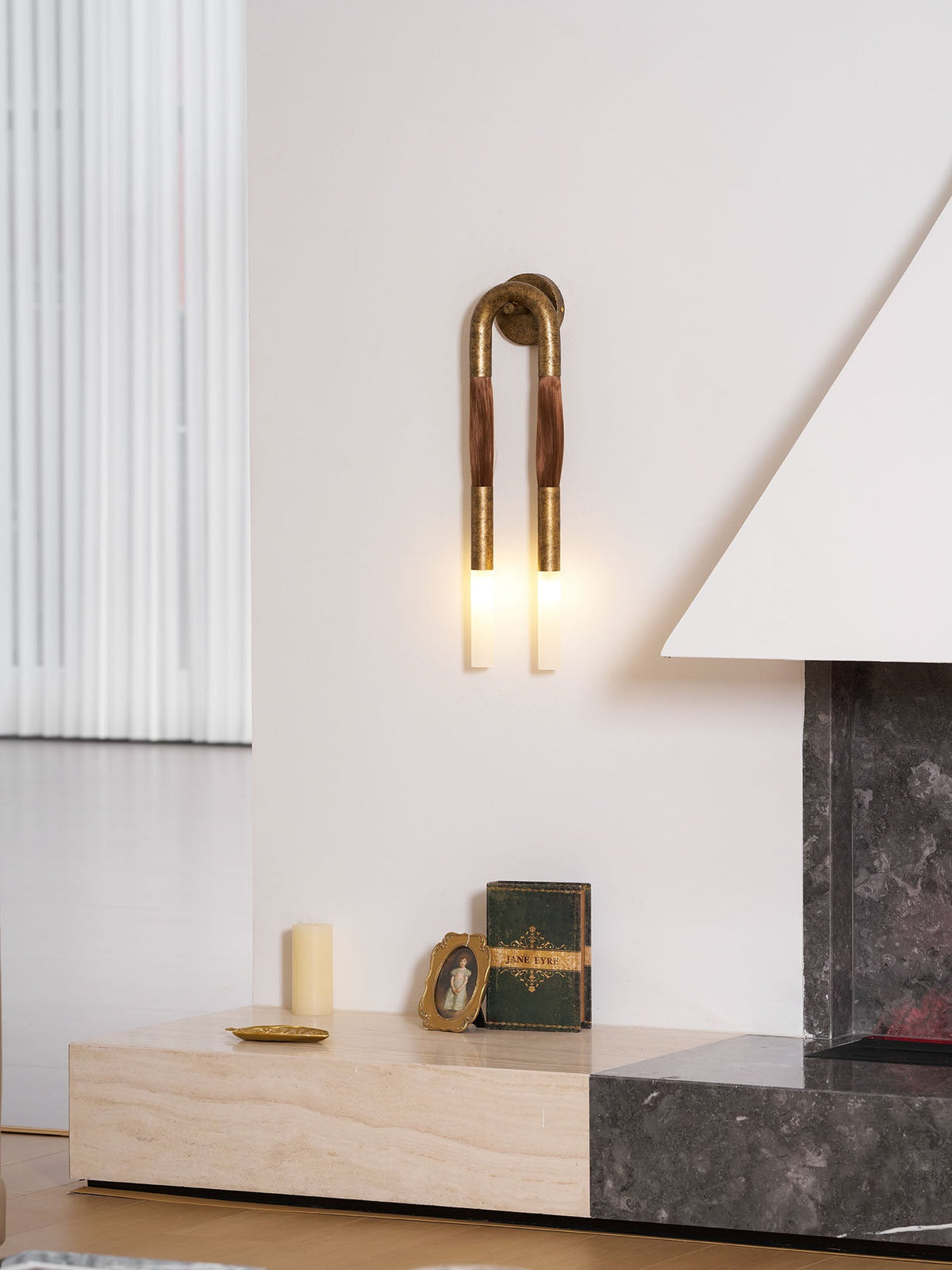 Horsehair Wall Lamp with Adjustable Light
