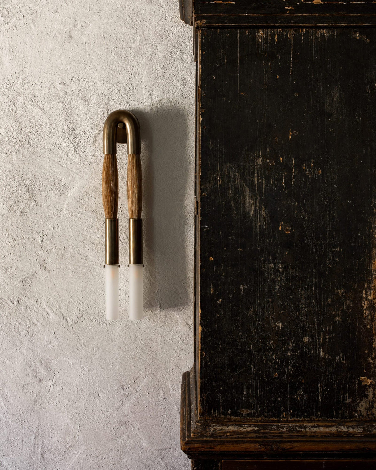 Horsehair Wall Lamp with Adjustable Light
