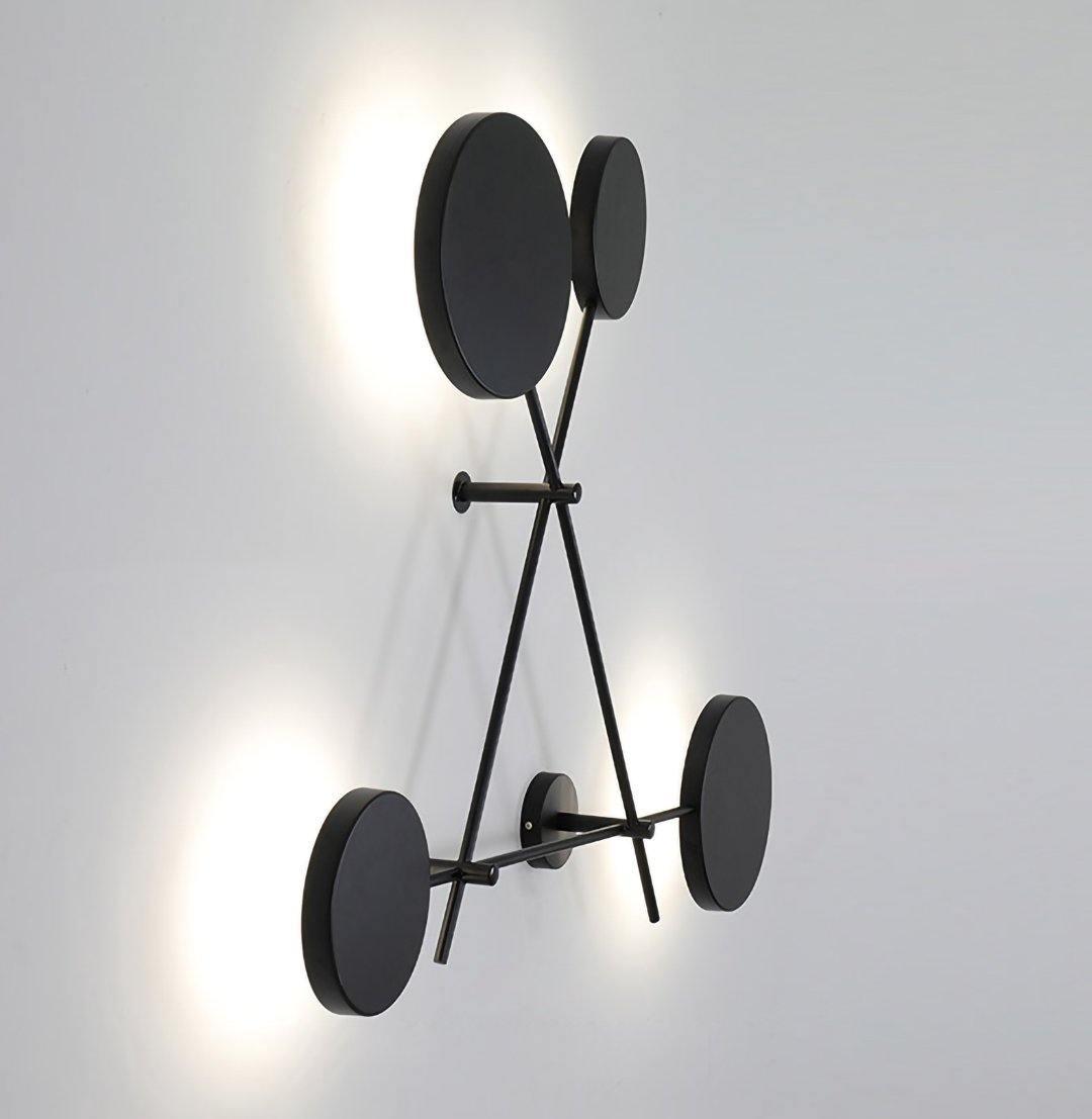 Lride Modern Wall Lamp - Adjustable Brightness & Energy Efficient Desi — detail view