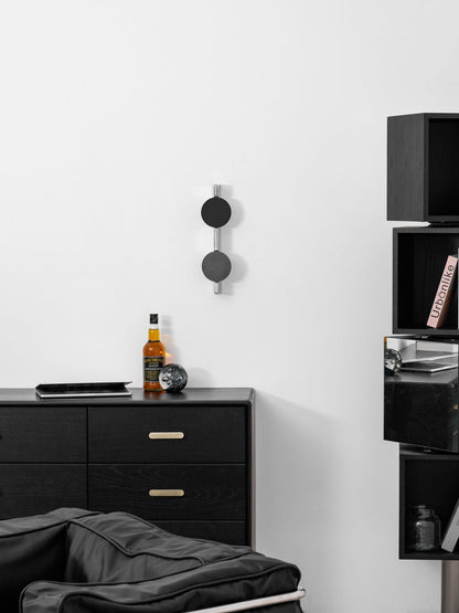 Wall Lamp with Dynamic Shadow Effect