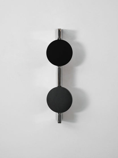 Wall Lamp with Dynamic Shadow Effect