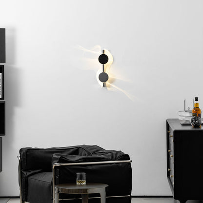 Wall Lamp with Dynamic Shadow Effect