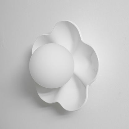 Flower-Shaped Wall Lamp with Adjustable Brightness