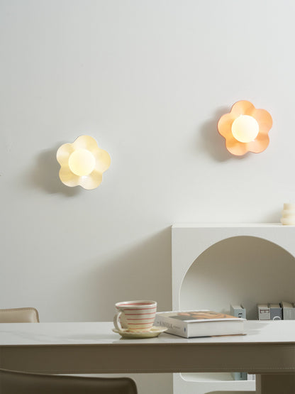 Flower-Shaped Wall Lamp with Adjustable Brightness