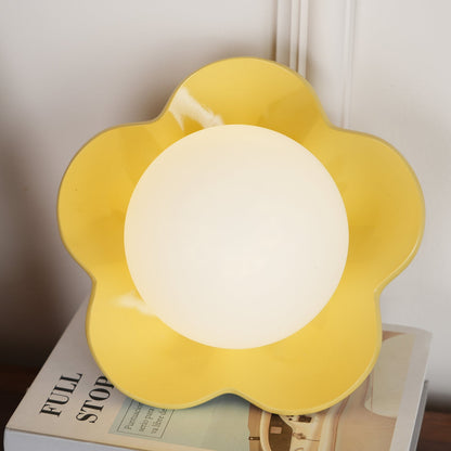 Flower-Shaped Wall Lamp with Adjustable Brightness