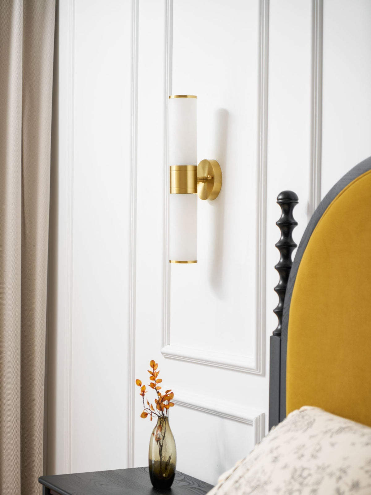 Alabaster Wall Lamp with Soft Glow