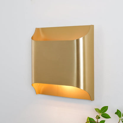 Brass Wall Lamp with Adjustable Light Direction