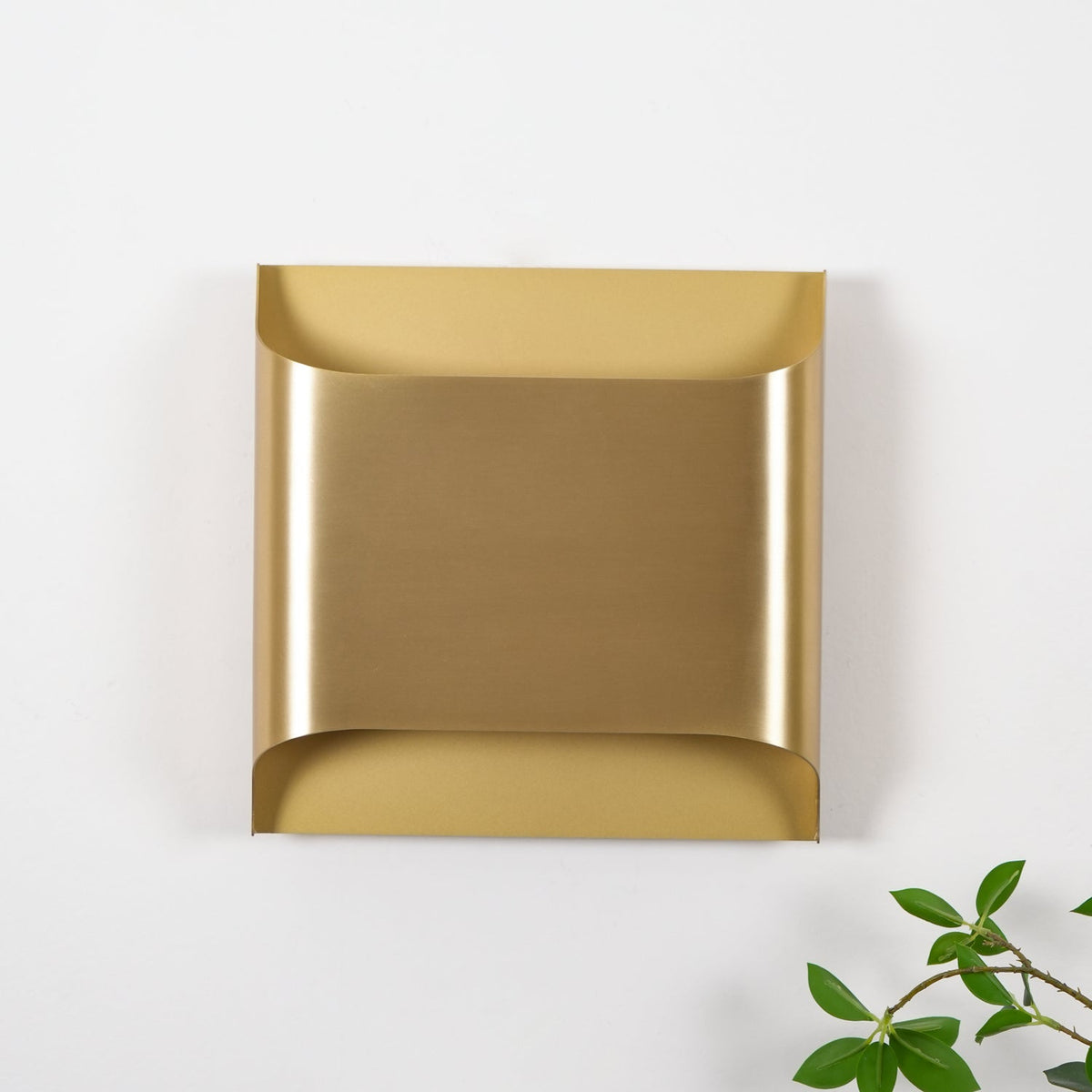 Brass Wall Lamp with Adjustable Light Direction