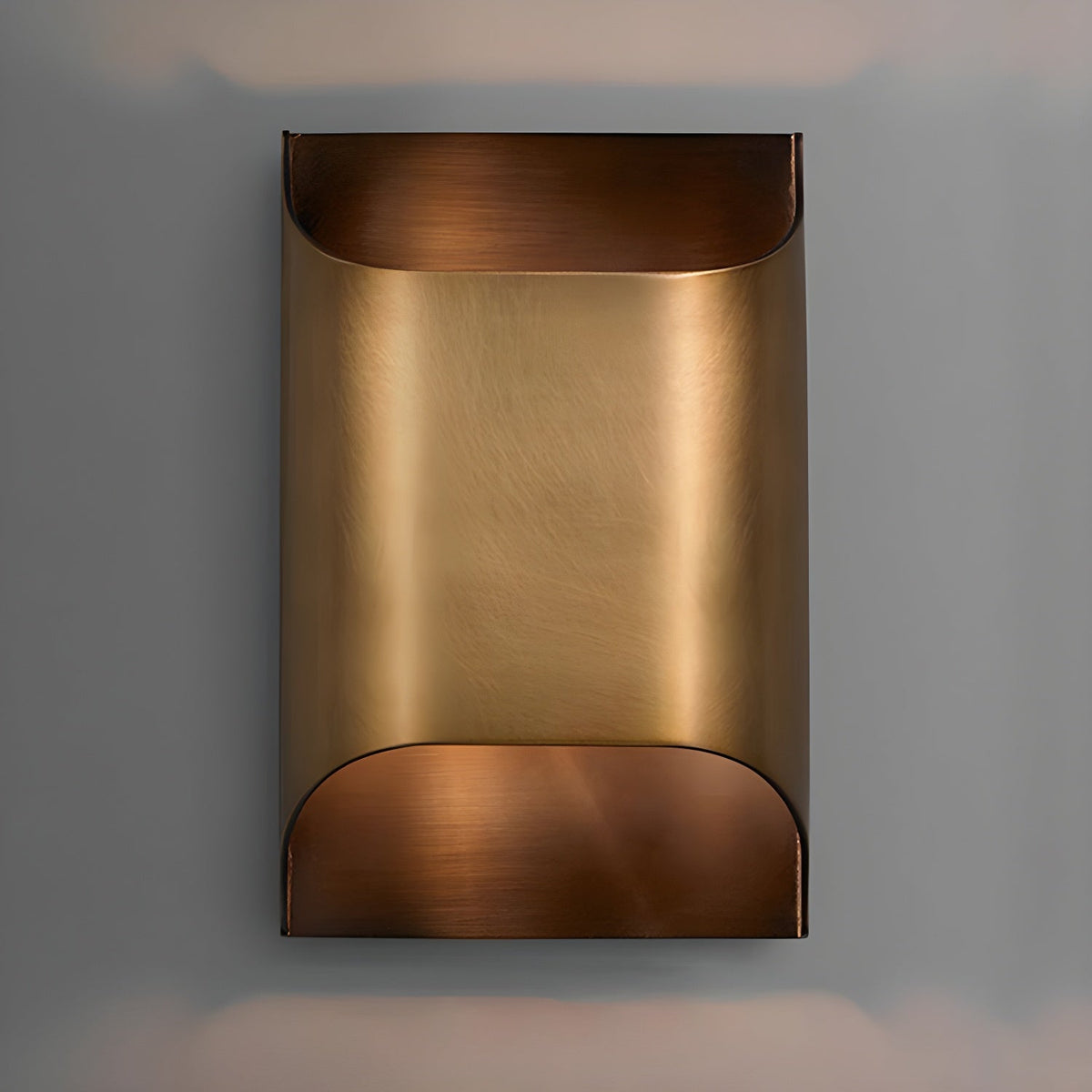 Brass Wall Lamp with Adjustable Light Direction