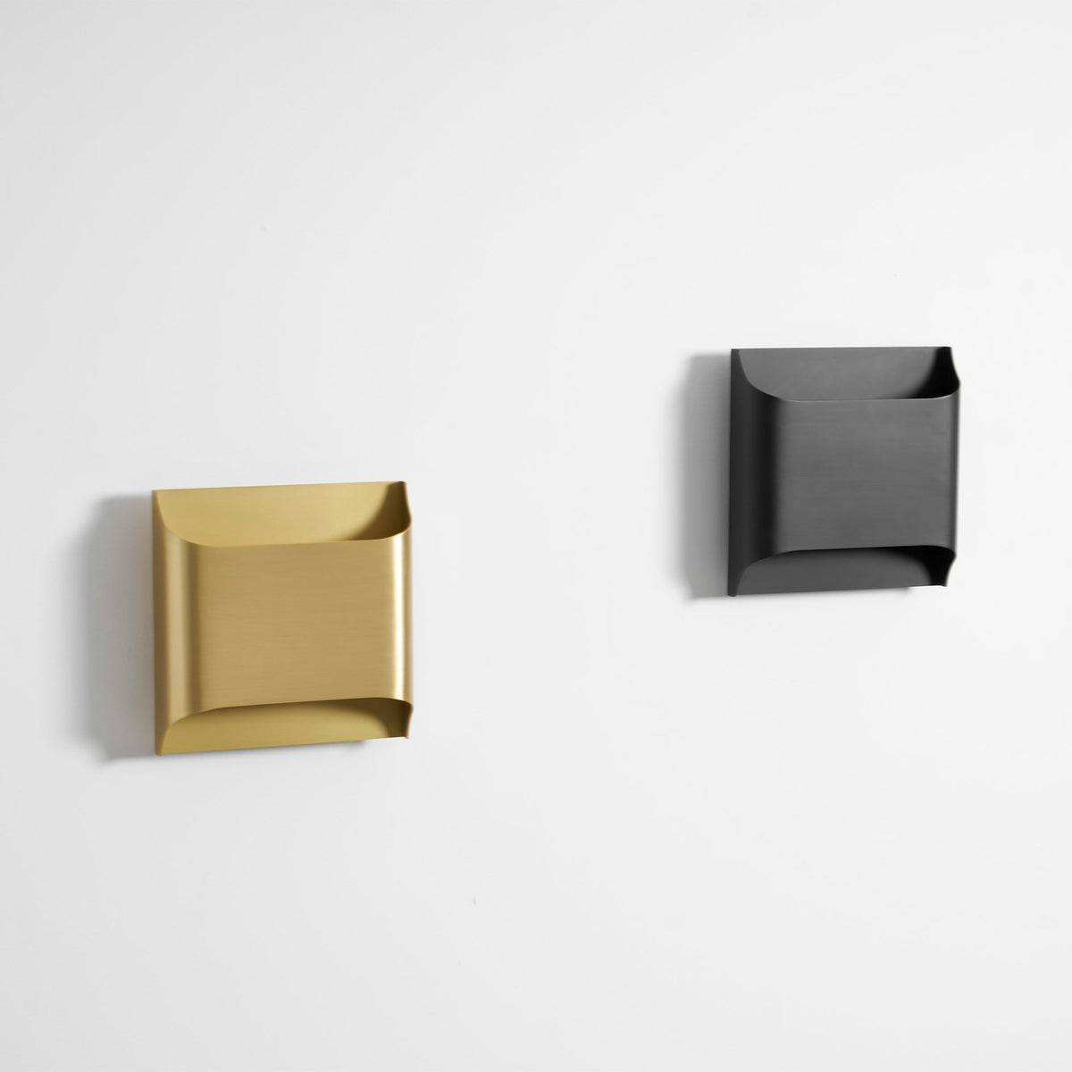 Brass Wall Lamp with Adjustable Light Direction