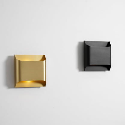 Brass Wall Lamp with Adjustable Light Direction