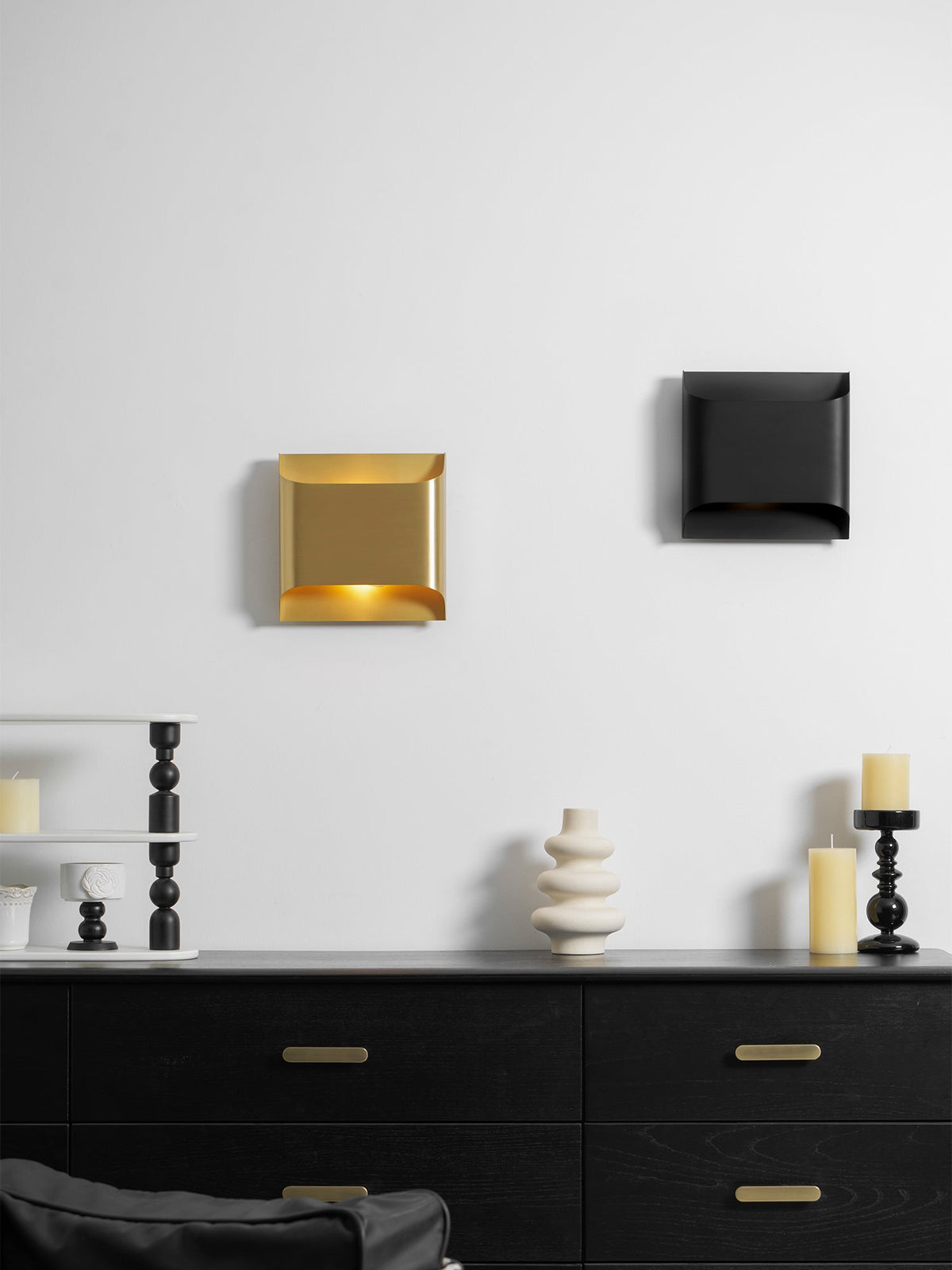 Brass Wall Lamp with Adjustable Light Direction