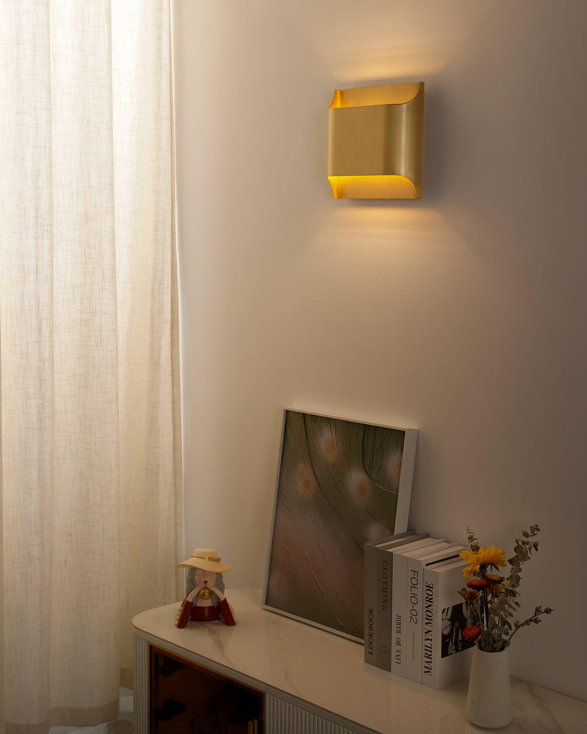 Brass Wall Lamp with Adjustable Light Direction