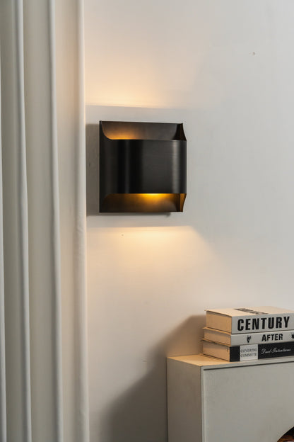 Brass Wall Lamp with Adjustable Light Direction