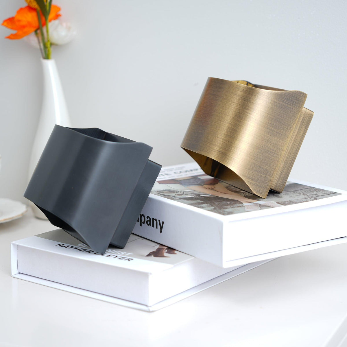 Brass Wall Lamp with Adjustable Light Direction
