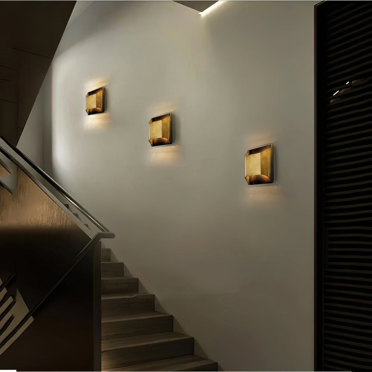 Brass Wall Lamp with Adjustable Light Direction