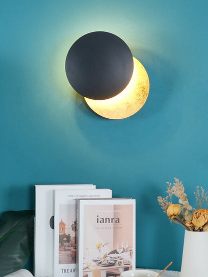 Modern Wall Lamp with Adjustable Angle