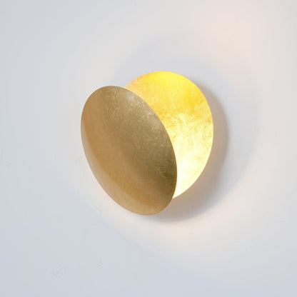Modern Wall Lamp with Adjustable Angle