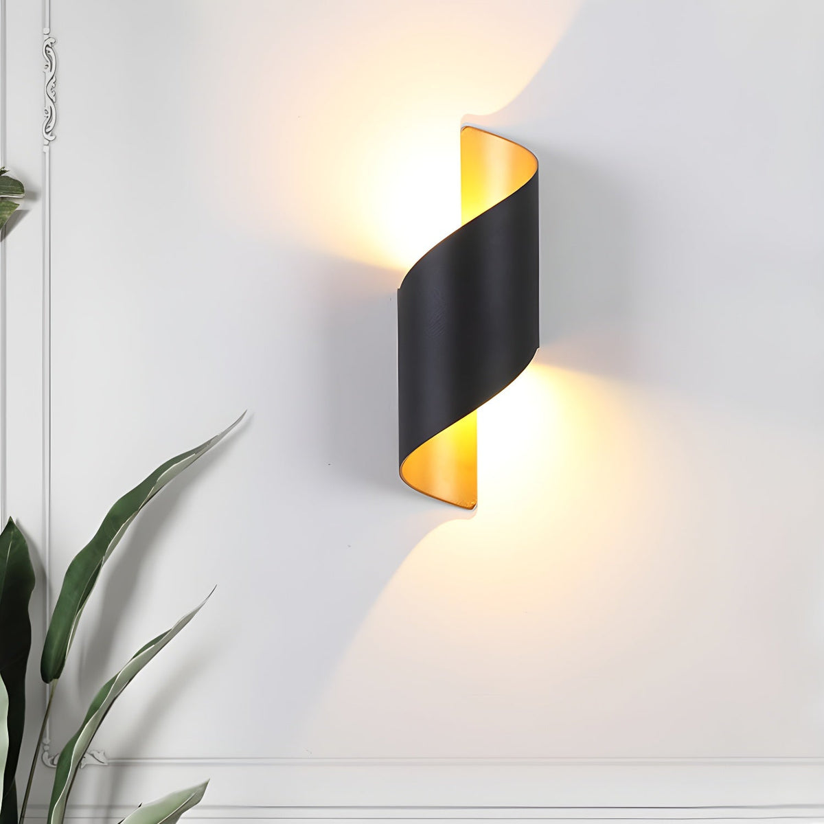 Compact Modern Wall Lamp, Energy Efficient