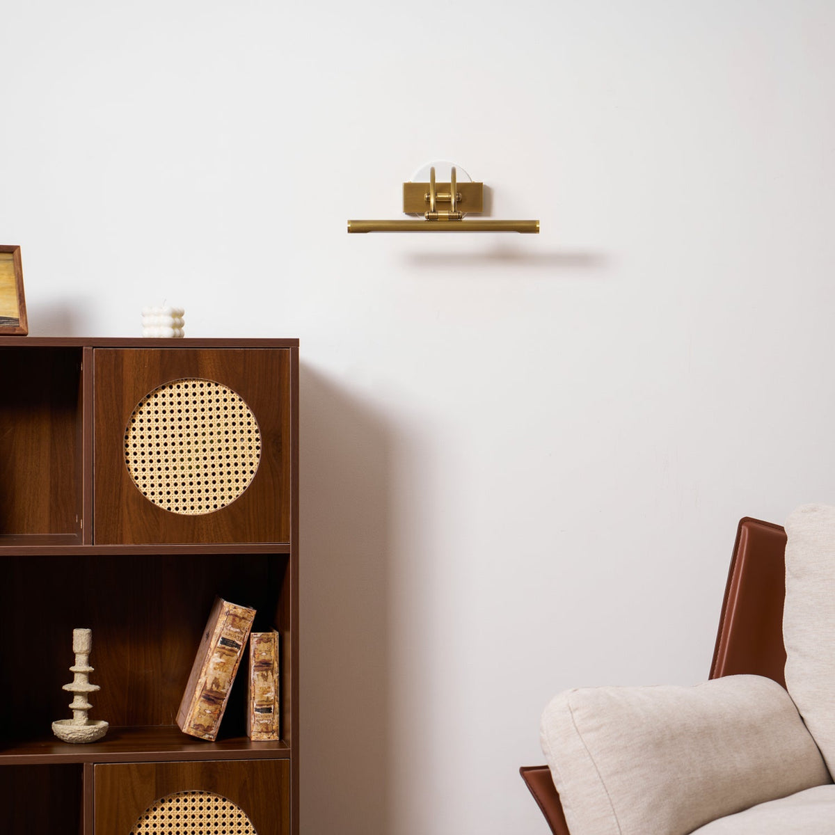 Sleek Linear Vanity Wall Light, Energy-Efficient