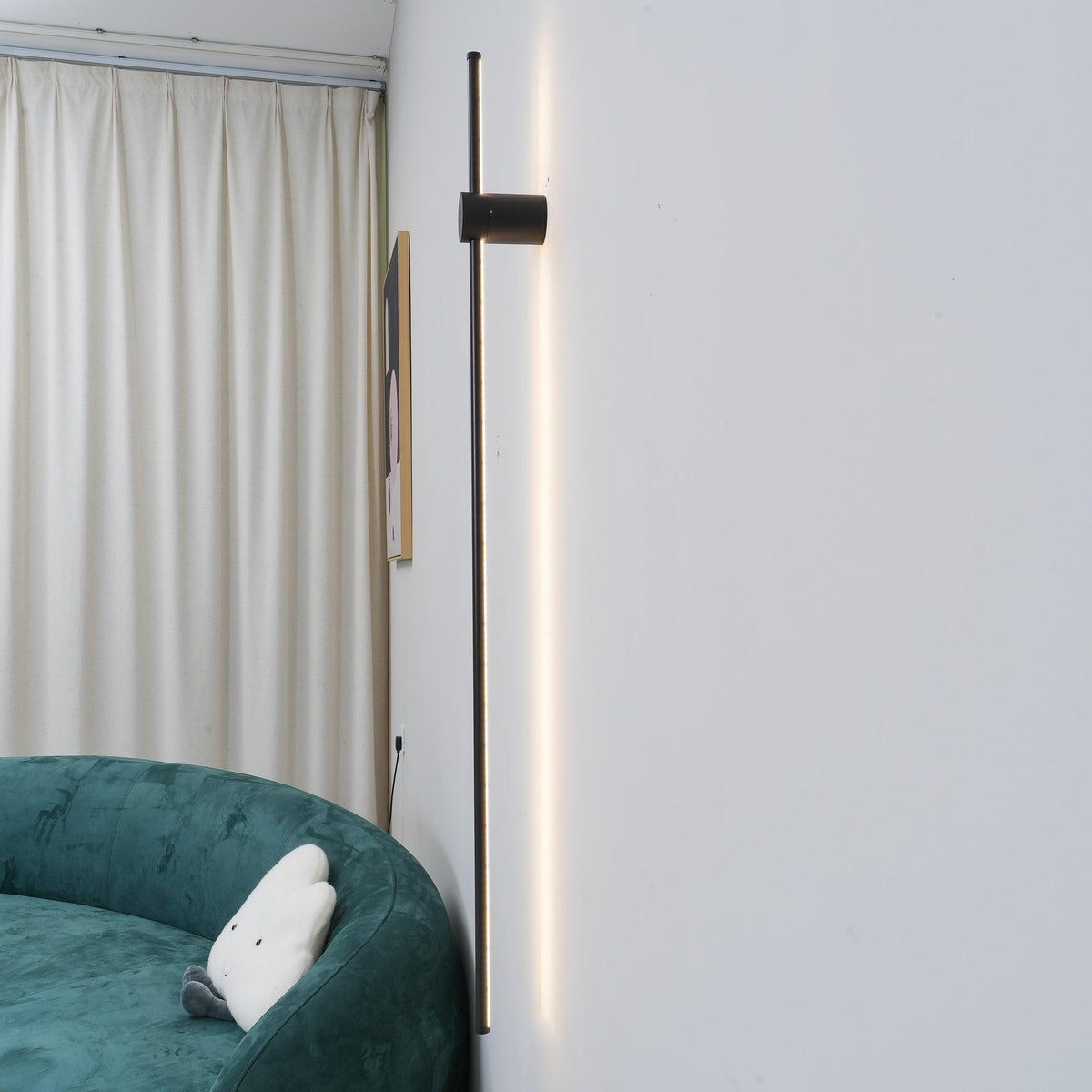 Linear LED Wall Light, Multiple Dimming Options