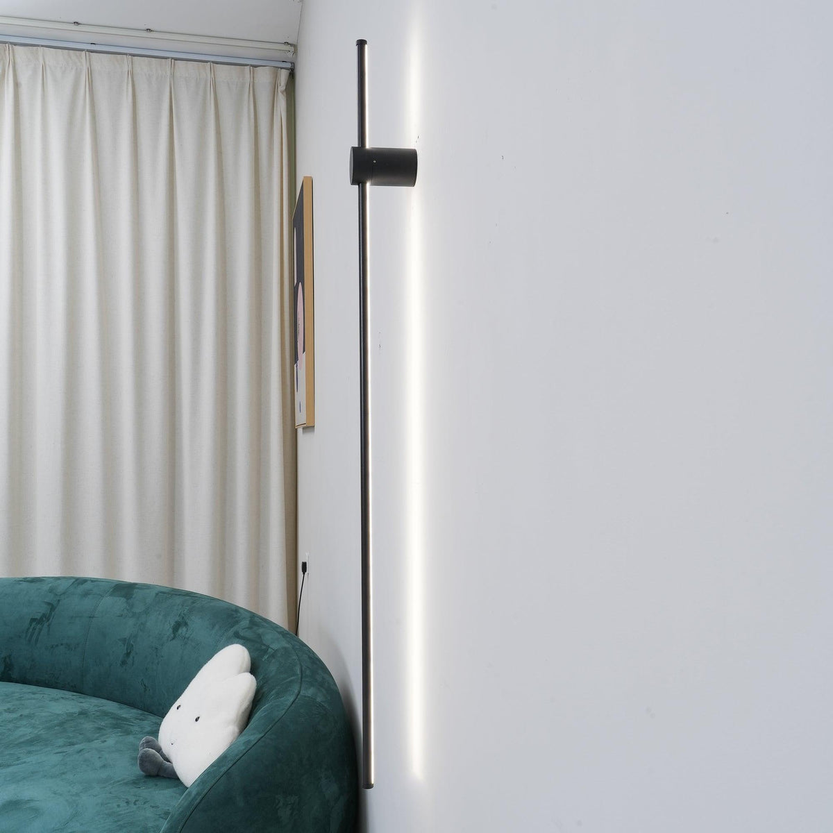 Linear LED Wall Light, Multiple Dimming Options