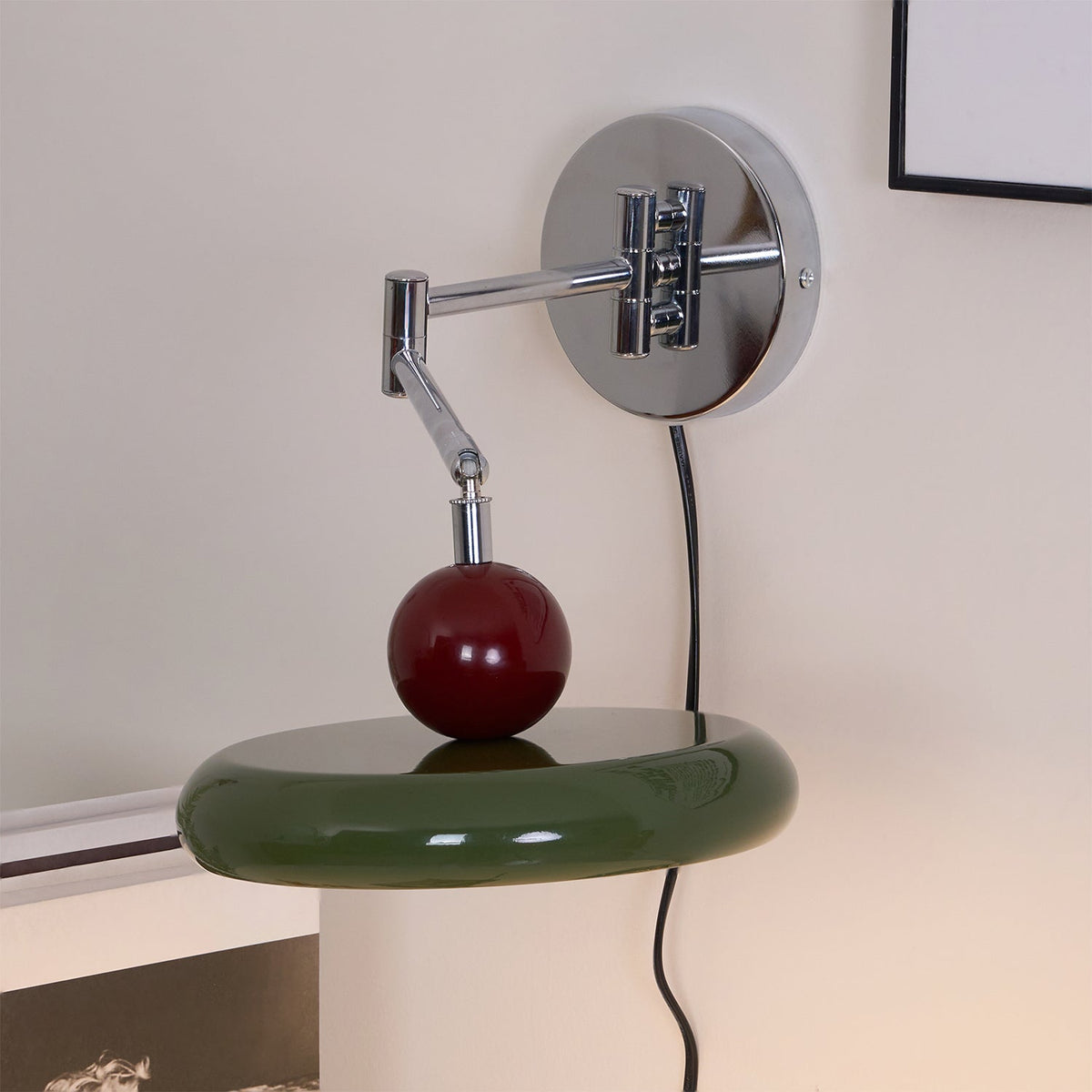 Plug-In Wall Lamp with Adjustable Brightness