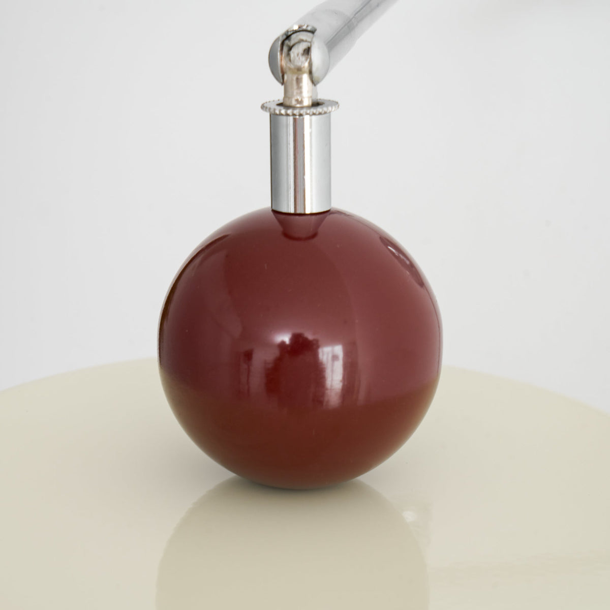 Plug-In Wall Lamp with Adjustable Brightness