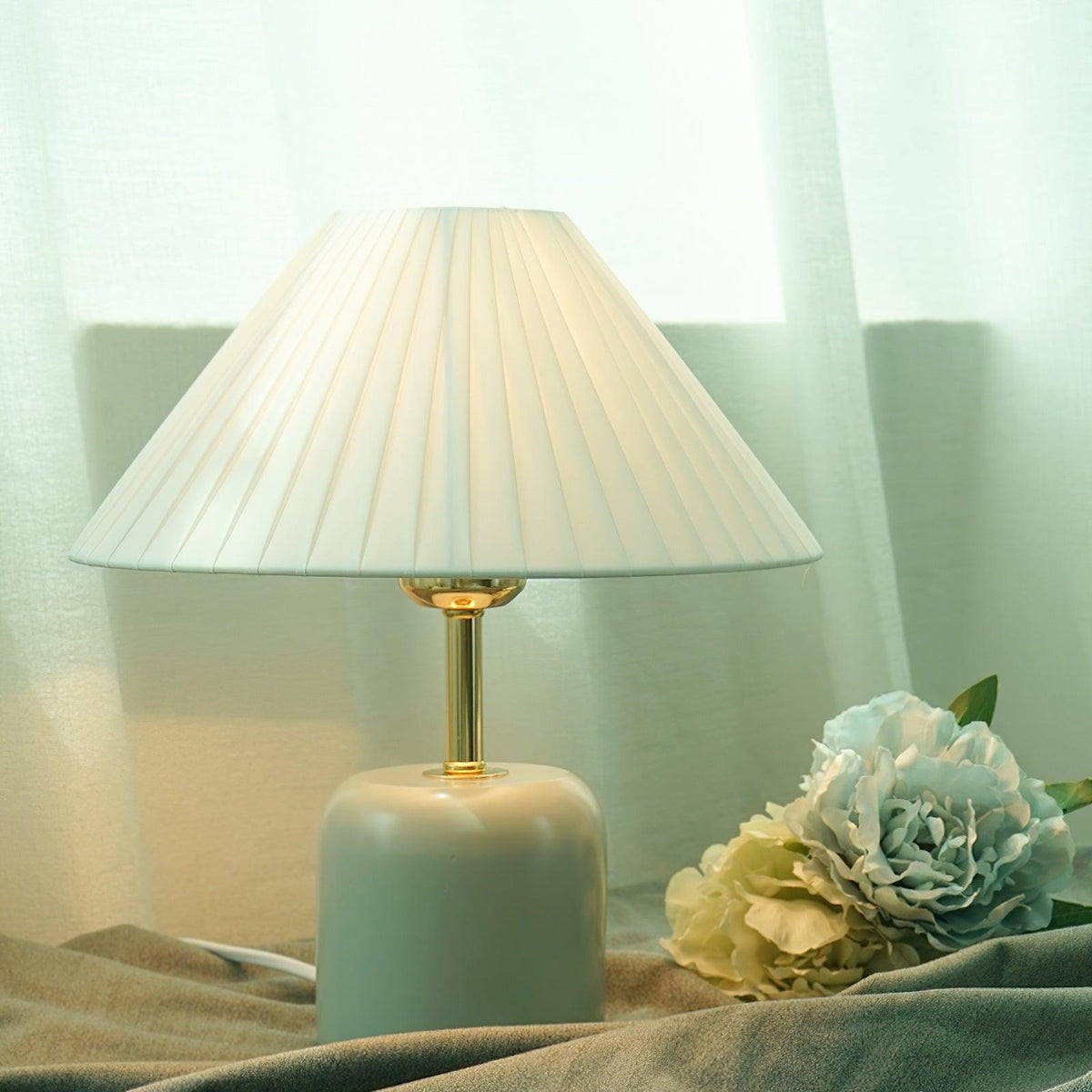 Table Lamp with Adjustable Brightness and USB Port — front view