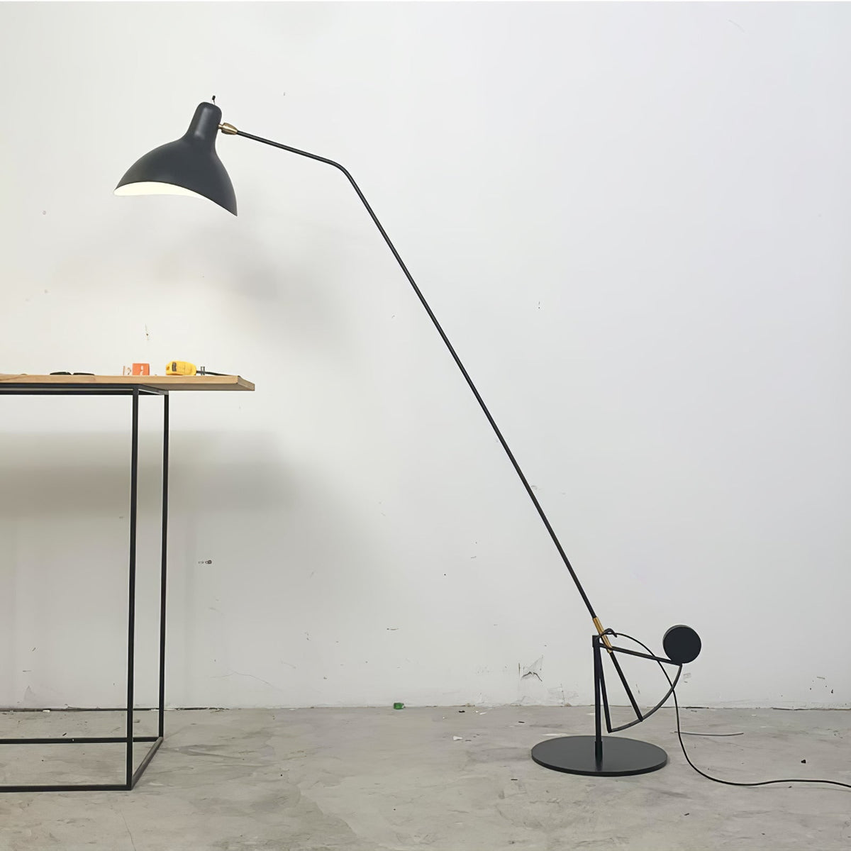 Mantis Arm Floor Lamp Position 13
