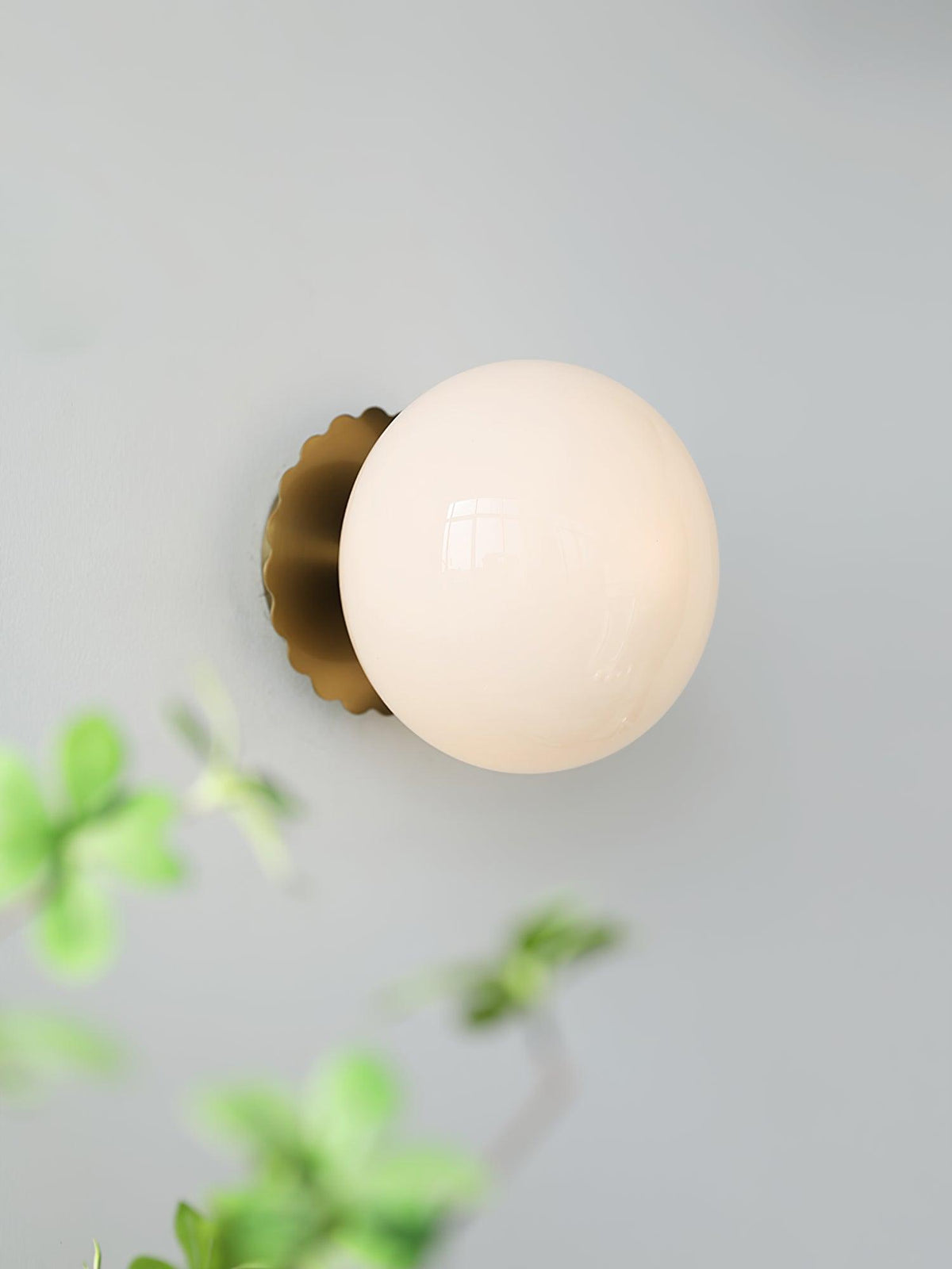 Marshmallow-Shaped Wall Sconce, Adjustable Brightness
