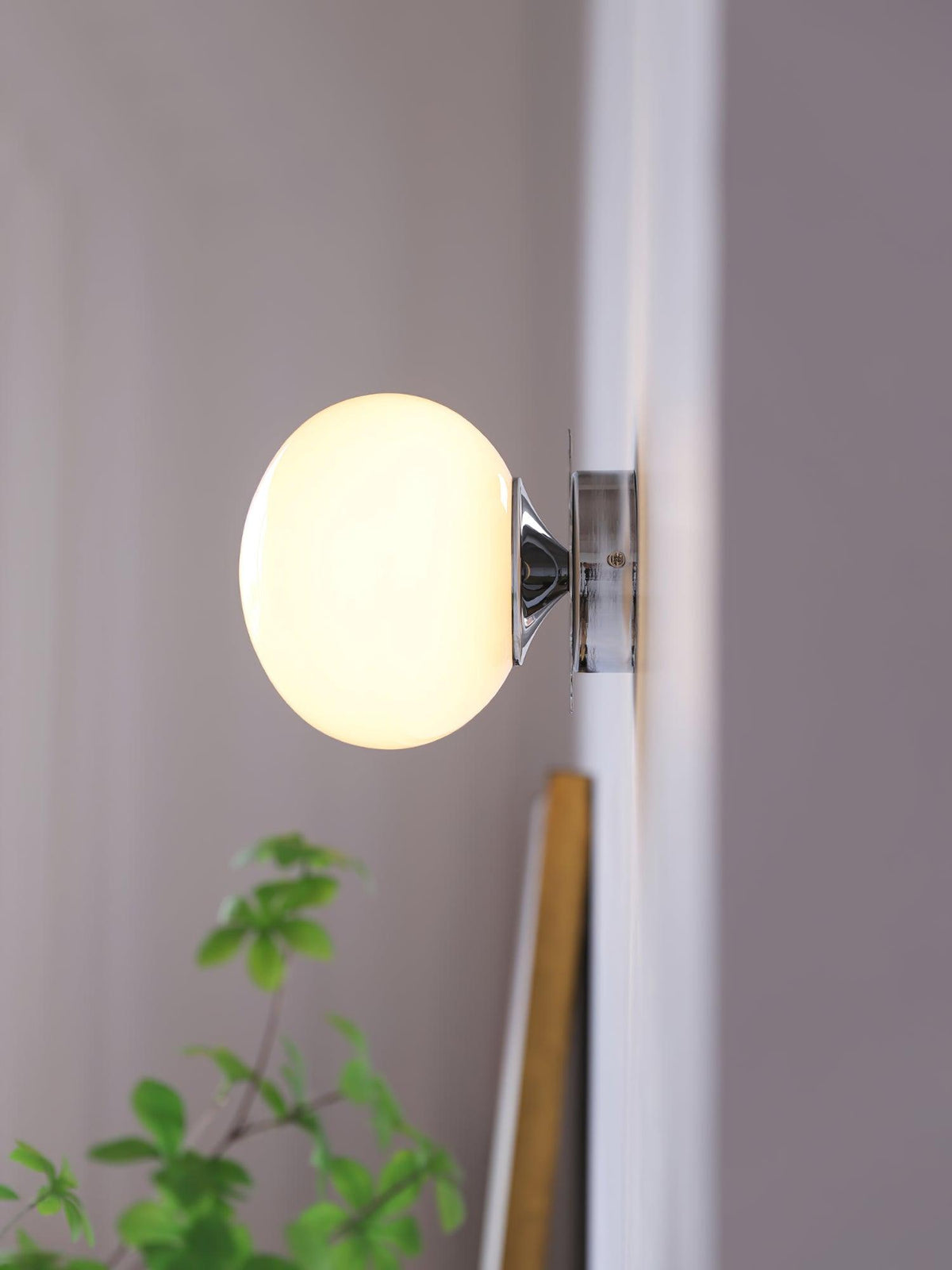 Marshmallow-Shaped Wall Sconce, Adjustable Brightness