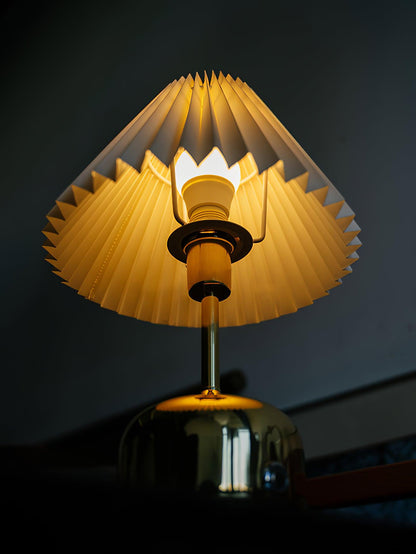 Antique Metal Table Lamp with Adjustable Brightness