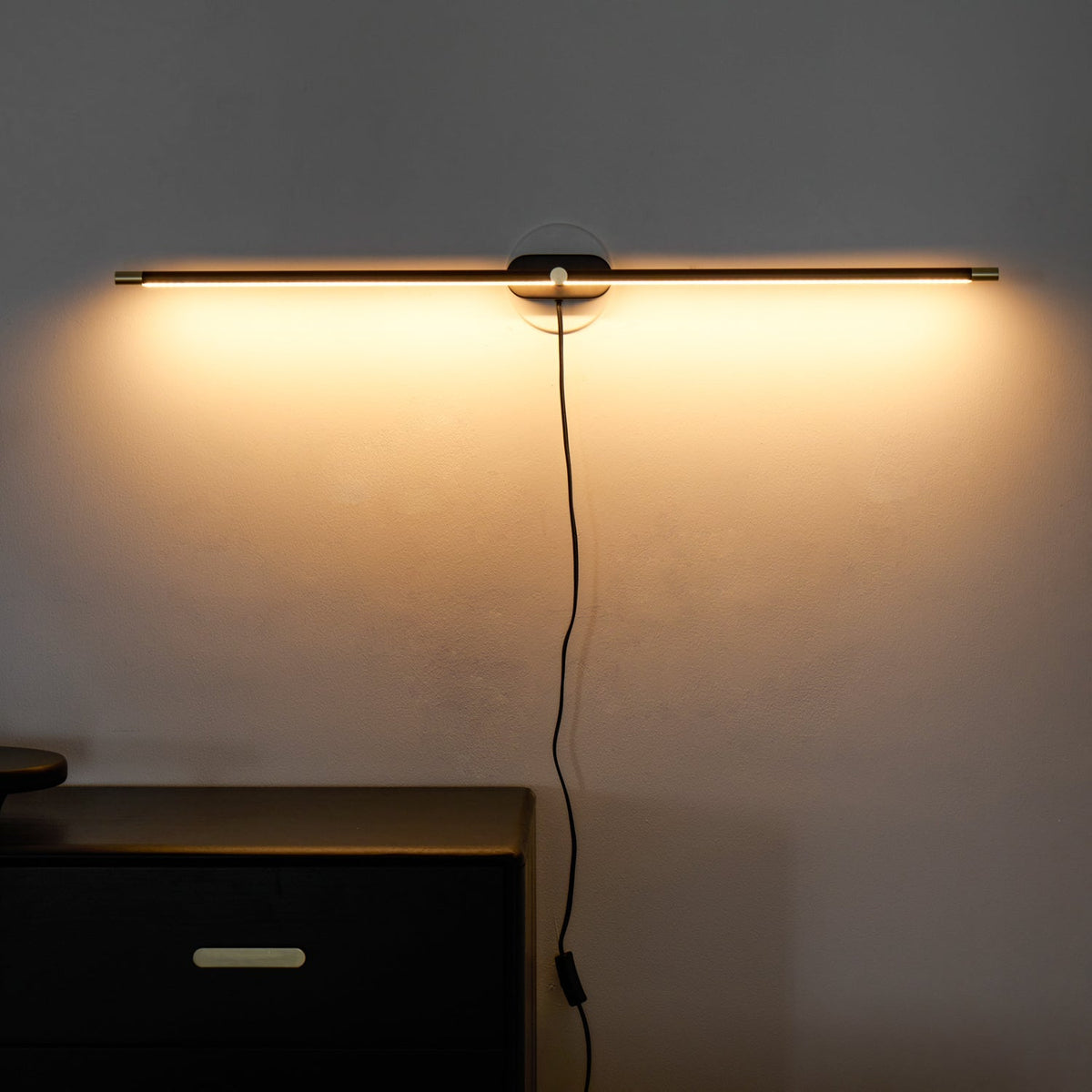 Minimalist Linear Wall Lamp, Dimmable LED