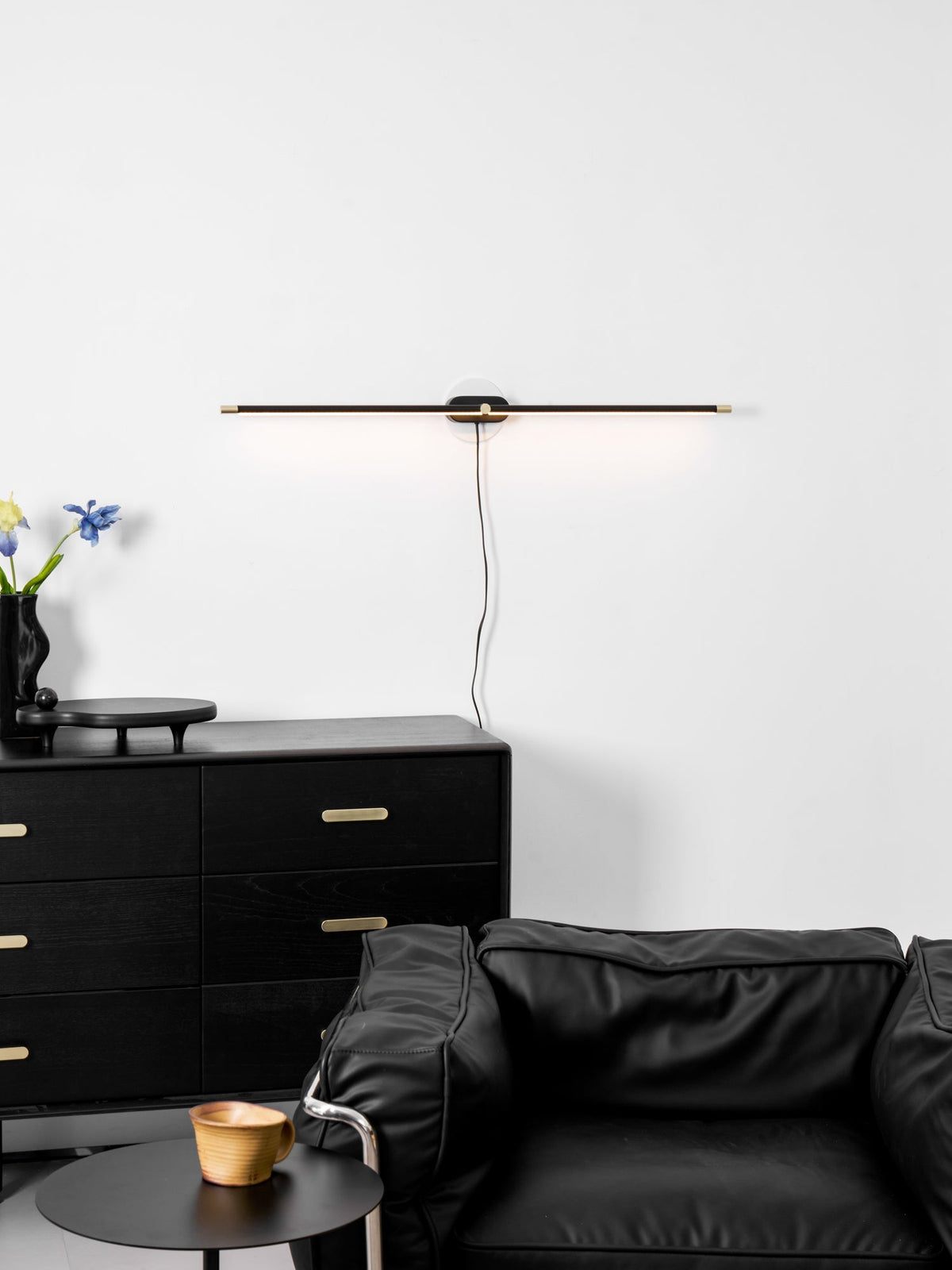 Minimalist Linear Wall Lamp, Dimmable LED